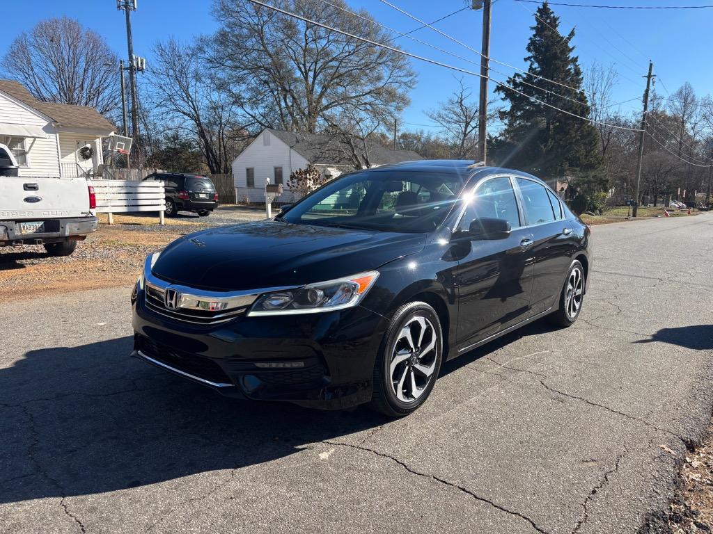 2017 Honda Accord EX-L's photo