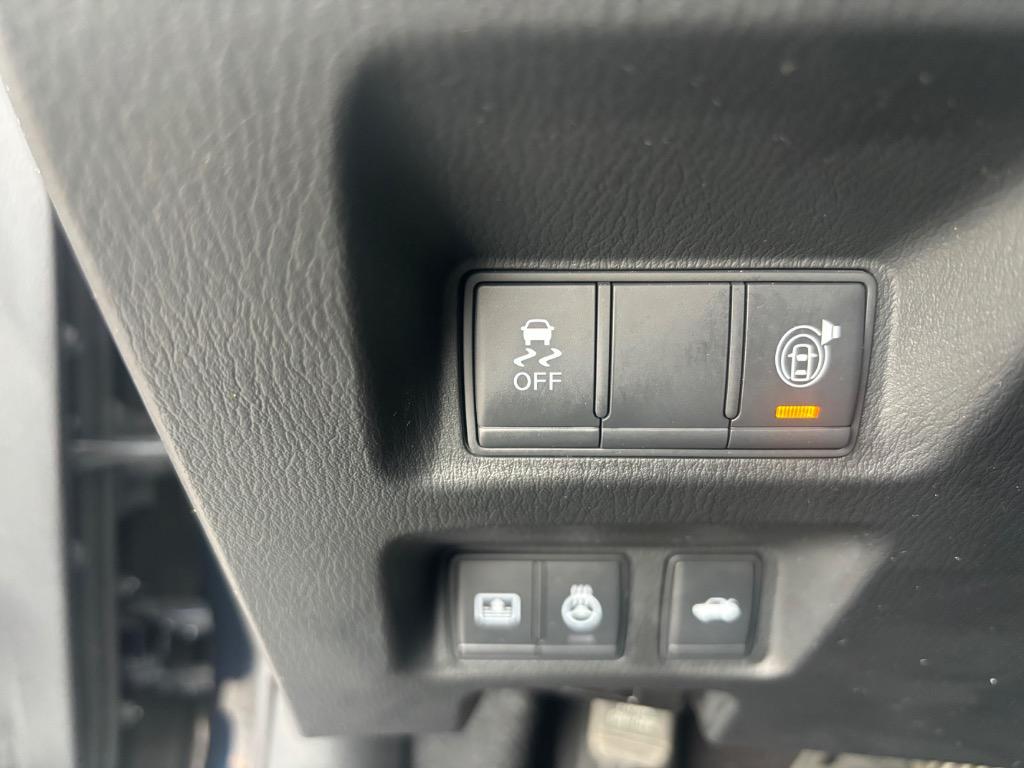 2019 INFINITI Q70L LUXE - Photo 16