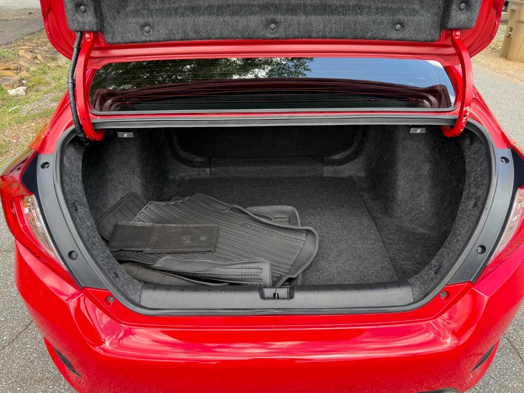 2018 Honda Civic Touring - Photo 11